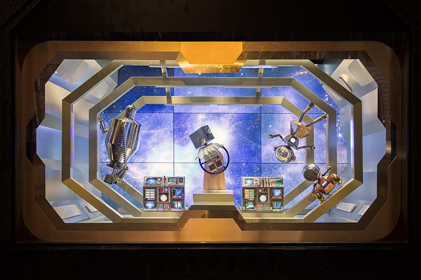 巴黎老佛爺百貨打造星戰科幻聖誕櫥窗.jpg