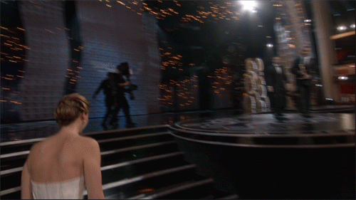 Jennifer-Lawrence-Trips-Oscars.gif