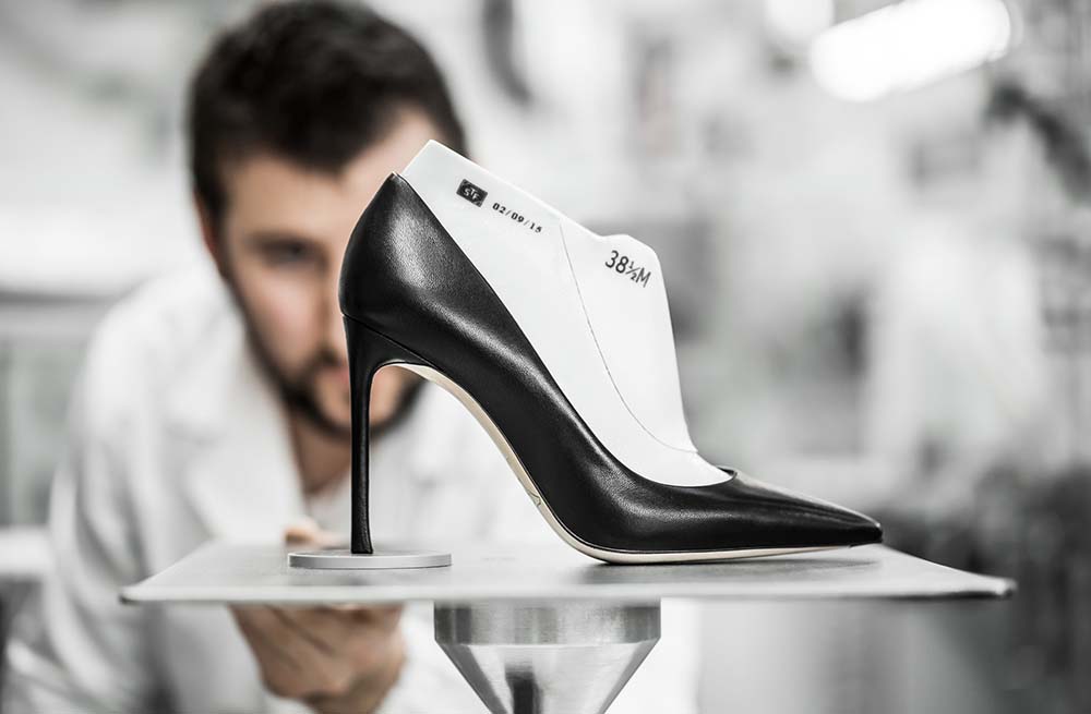 Dior推出鞋履新作_Dioressence系列揉合當代美學與品牌初衷_4.jpg
