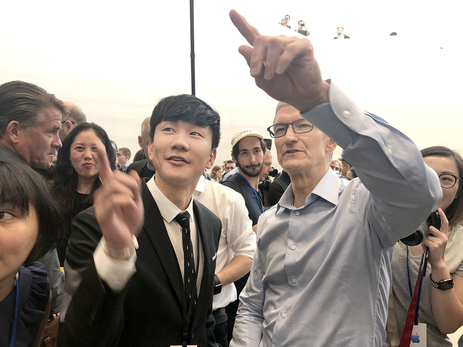 金曲歌王化身資深科技達人_林俊傑親臨Apple新園區體驗iPhone_X_直呼「使用習慣又要改變了！」4.jpg