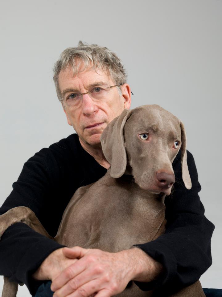 攝影師威廉魏格曼William_Wegman再度為愛犬披上大衣　攜手時尚品牌Max_Mara在美舉辦攝影展_fulloflove.jpg