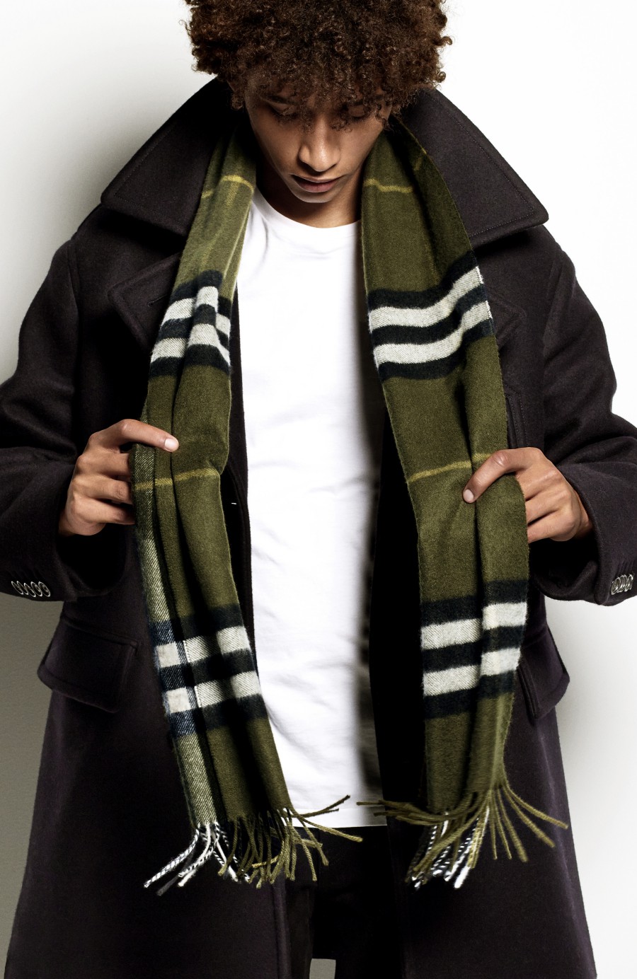 Burberry_Scarf_Styling_-_The_Tuxedo_Fold_step_two_featuring_Jackson_Hale.jpg