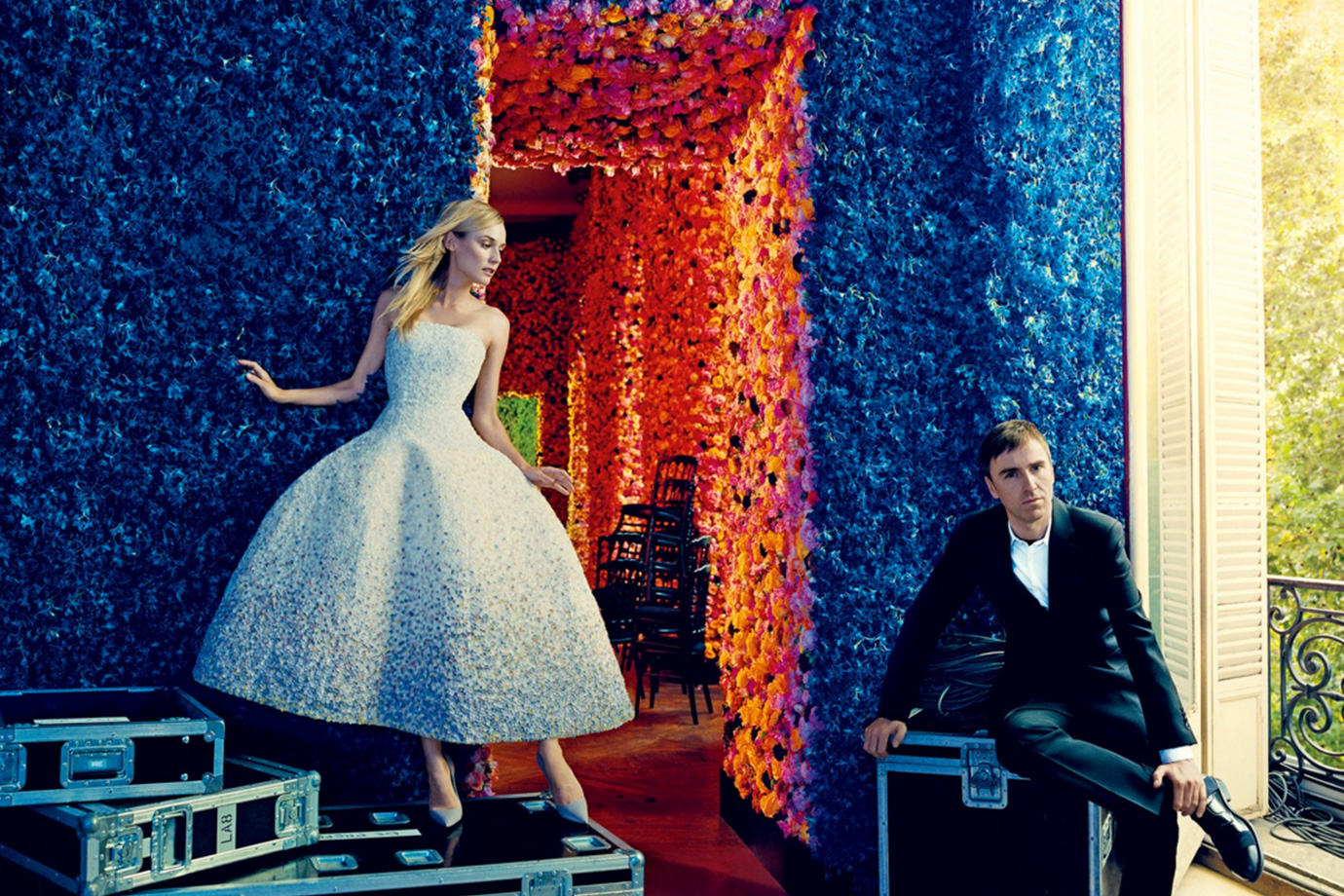 as-raf-simons-bids-adieu-to-dior-a-look-at-his-work-in-vogue-09.jpg