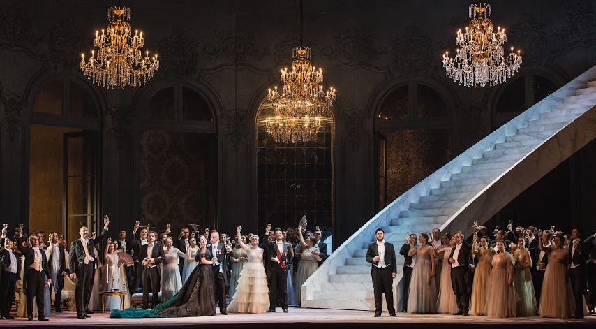 《茶花女》第一幕_ACT_I_of_La_Traviata_(Credit-_Courtesy_of_Teatro_dell’Opera_Yasuko_Kageyama).jpg