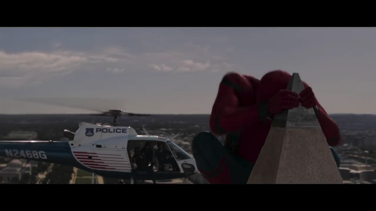 SPIDER-MAN_HOMECOMING_-_Trailer_Tease_Dec_9,_2016,_3.40_.55_PM_.png