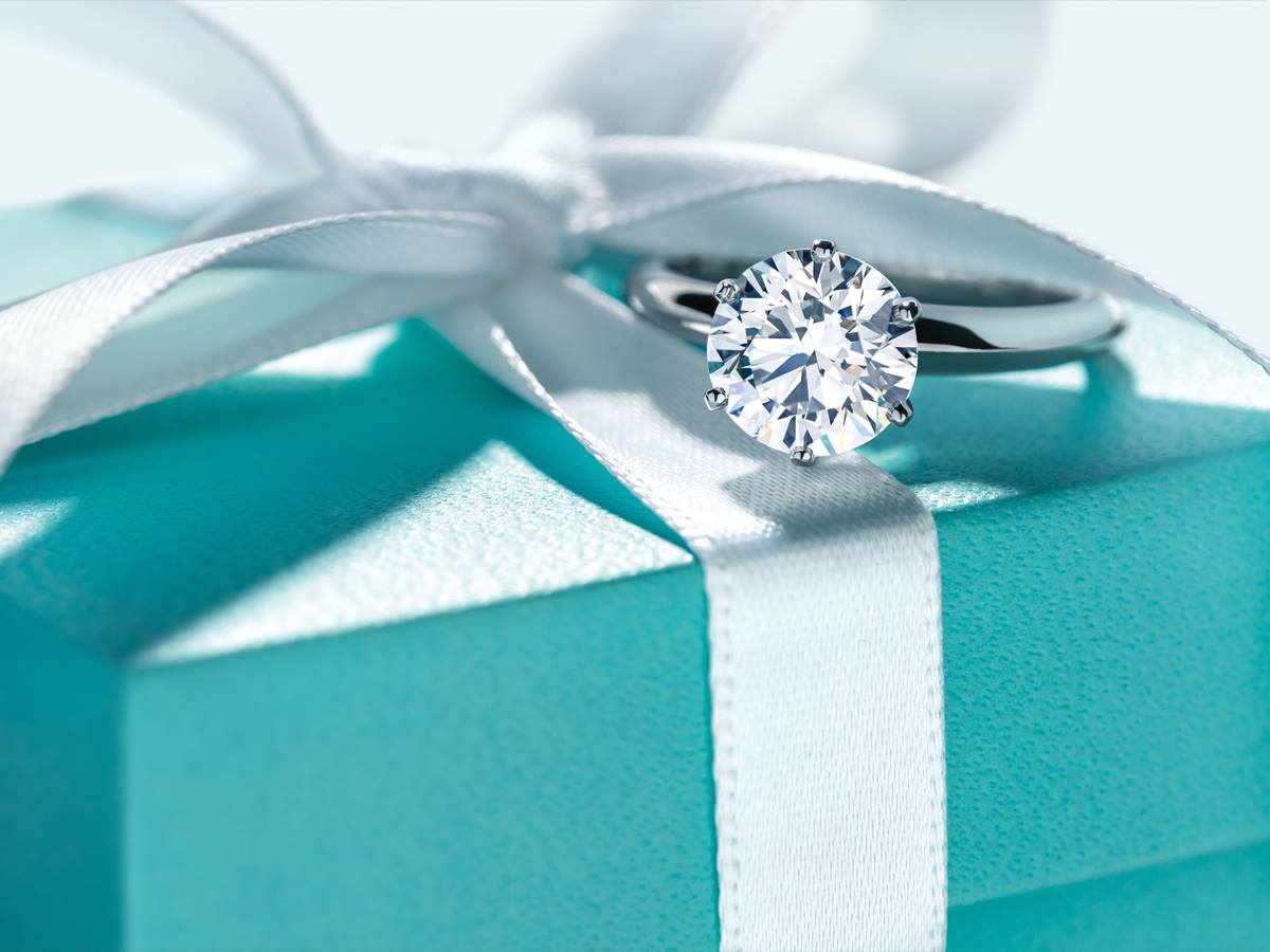 奧黛麗赫本也瘋狂著迷的浪漫時刻_時尚紀錄片《真愛Tiffany》揭開藍色盒子裡的動人傳奇_(8).jpg
