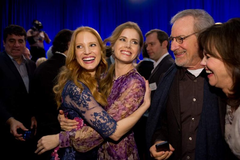 jessica-chastain-and-amy-adams.jpg