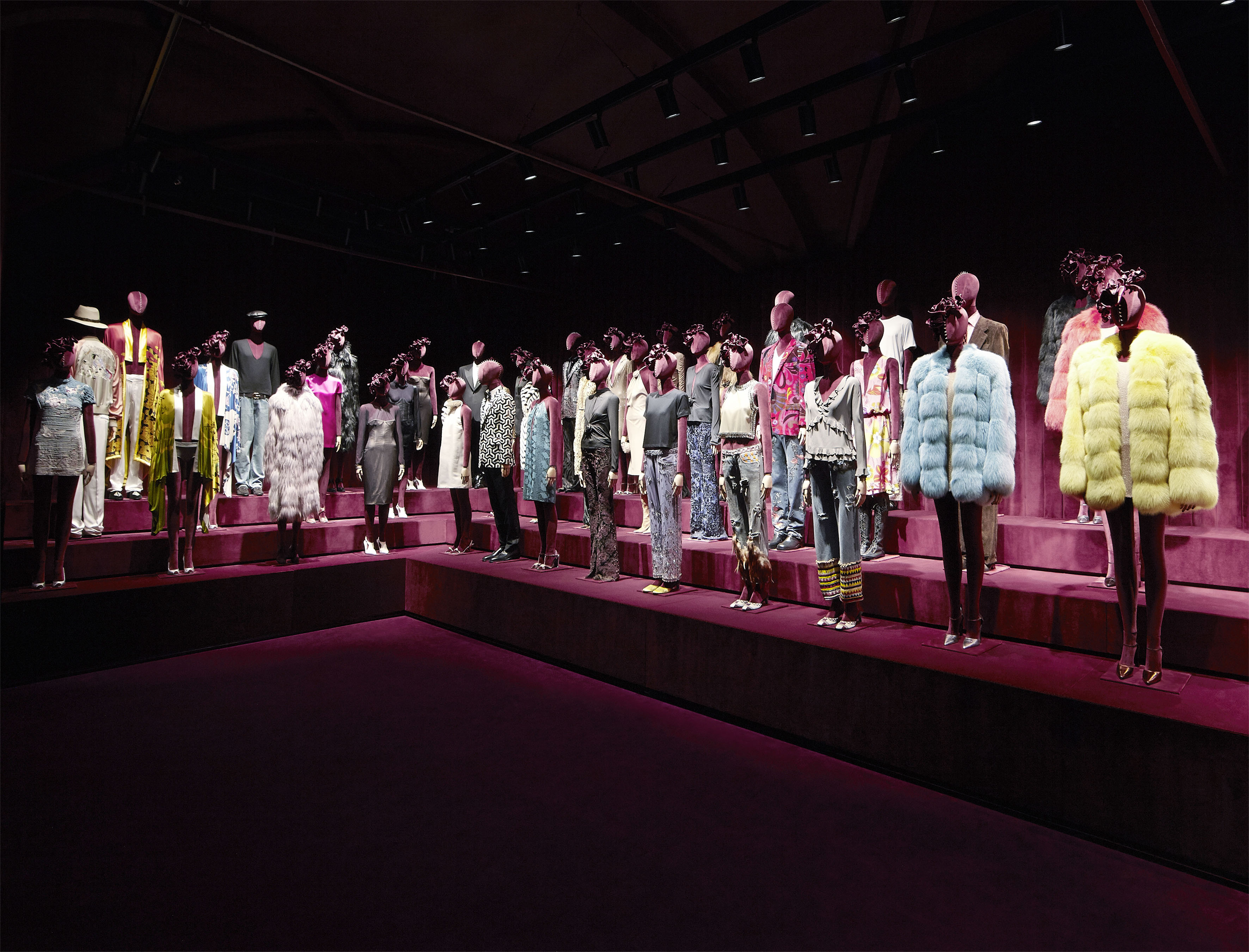 Gucci佛羅倫斯博物館開闢專屬展廳向Tom_Ford年代致敬7.jpg