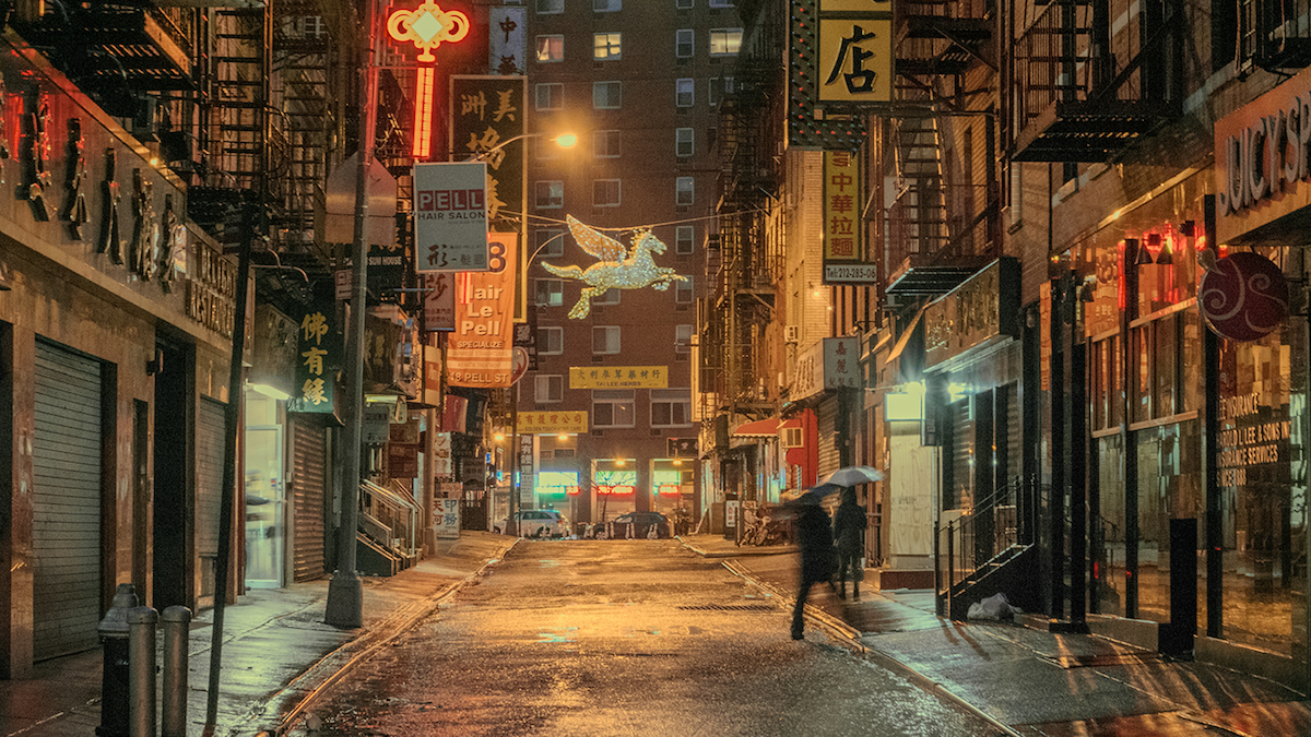 這裡不是你我熟悉的台灣街道！_法國攝影師捕捉破曉前的紐約唐人街雨中即景！_(5).jpg
