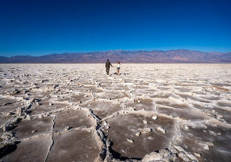 地球上最極端的炙熱！死亡谷的獨特景致，為什麼遊客再熱也要去體會？_00001.jpg