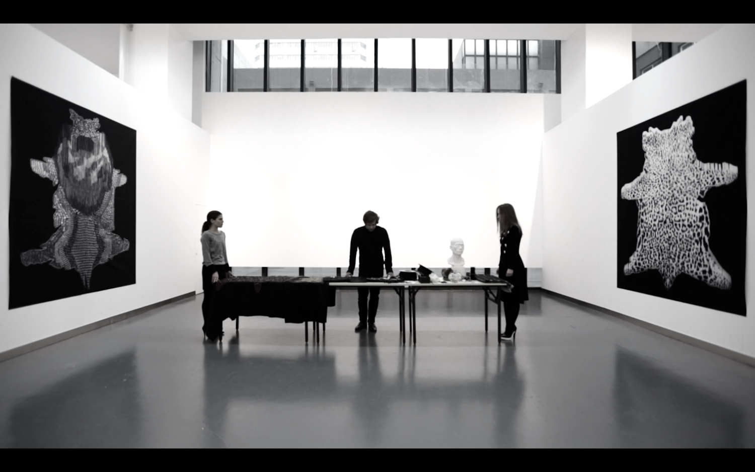 時尚界的魔法師：JAY_AHR設計師Jonathan_Riss的深度對話_Jay_Ahr_Embroidery_Lab_Beijing_1.png
