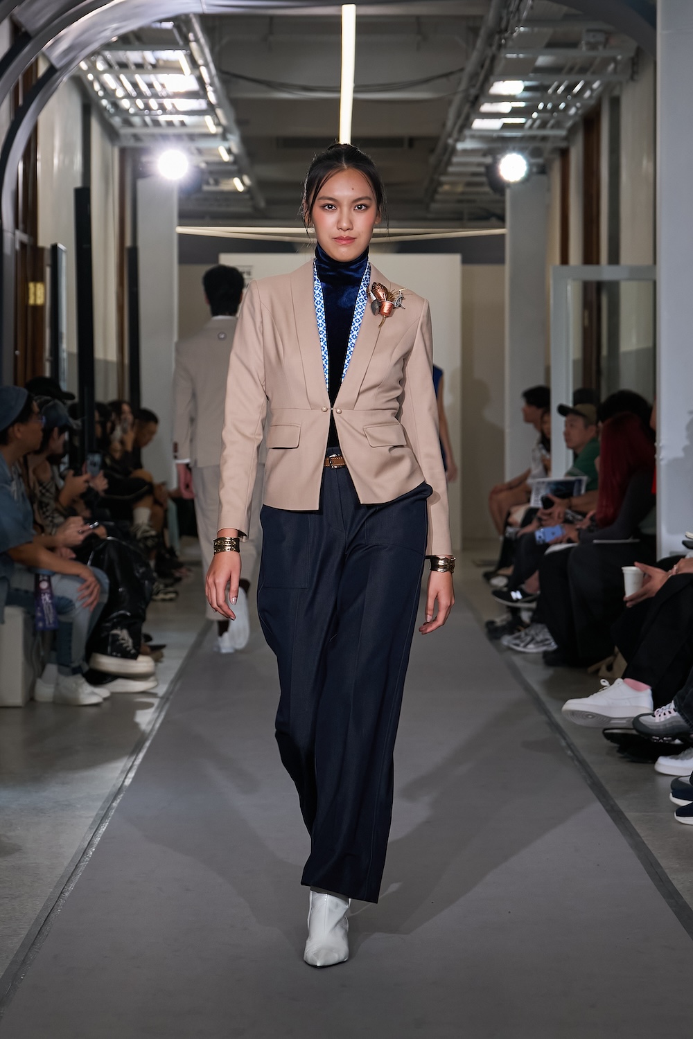 買UNIQLO不就好了？JUST_IN_XX周裕穎用21年制服設計，回答時尚、文化與責任的難題_22.jpg