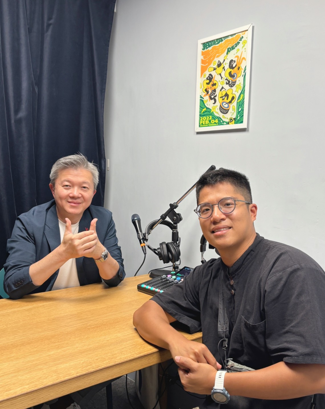 20250815_《威～連你也Podcast了！》S18E4：海洋系畢業來當拍片仔！鄭博元透過影像紀錄重新搭起串連家族情感的「橋樑」，是給自己給子孫的禮物(1).jpg