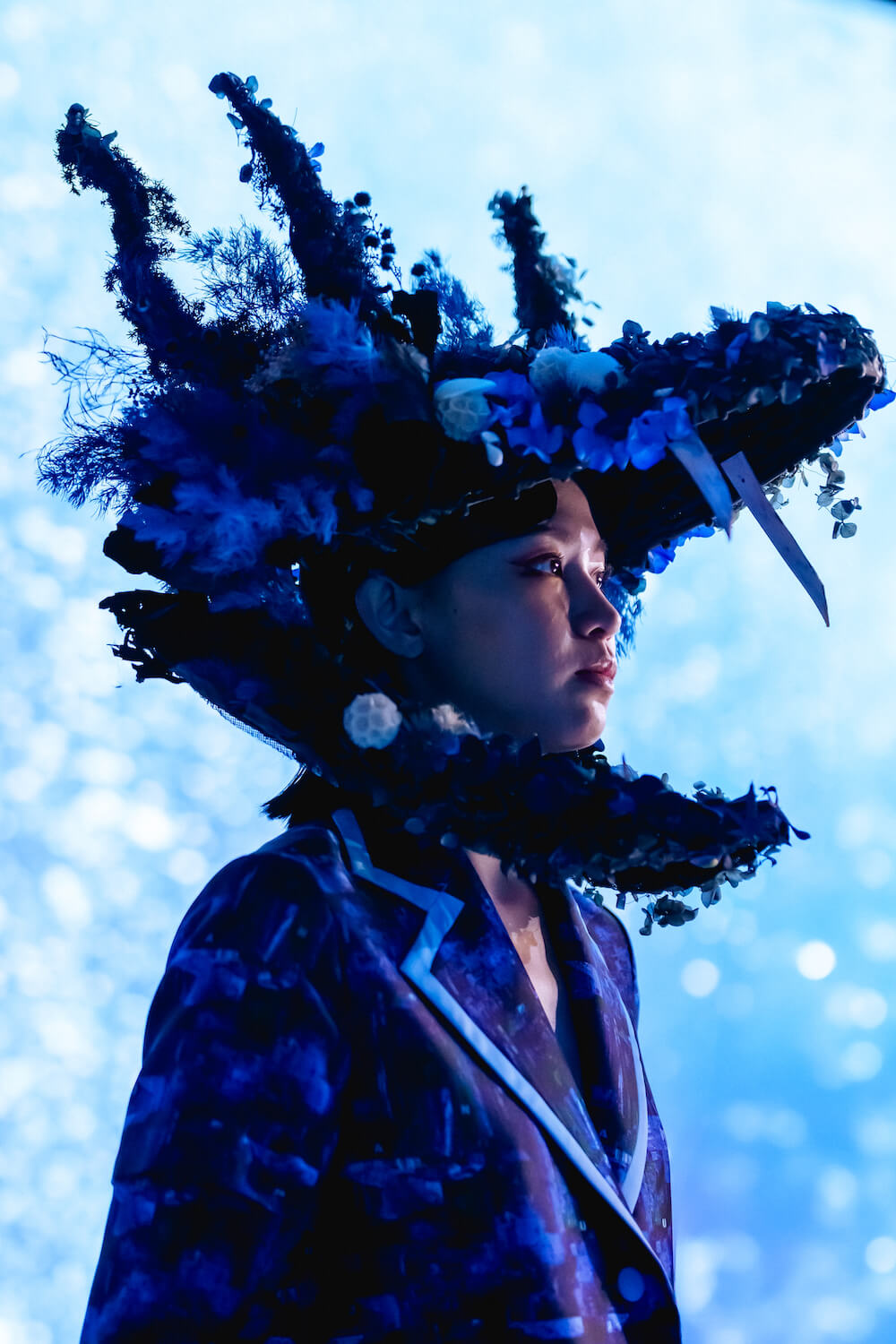 LED攝影棚打造海底沉浸幻境！APUJAN探索時間流轉與幻想_時光寶盒開啟深海奇幻世界_APUJAN_AW25服裝細節_(1).jpg