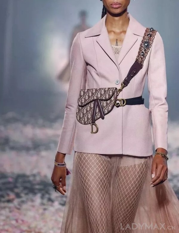 巴黎時裝週首日Dior與Gucci正面對抗，誰贏了？_(11).jpg