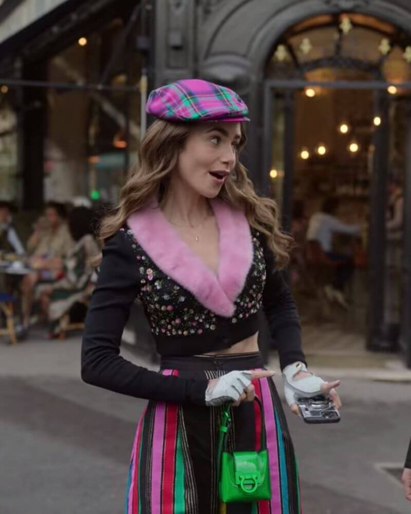 《艾蜜莉在巴黎》第二季穿什麼？四大時尚小心機快跟一波_emily3-6.jpg