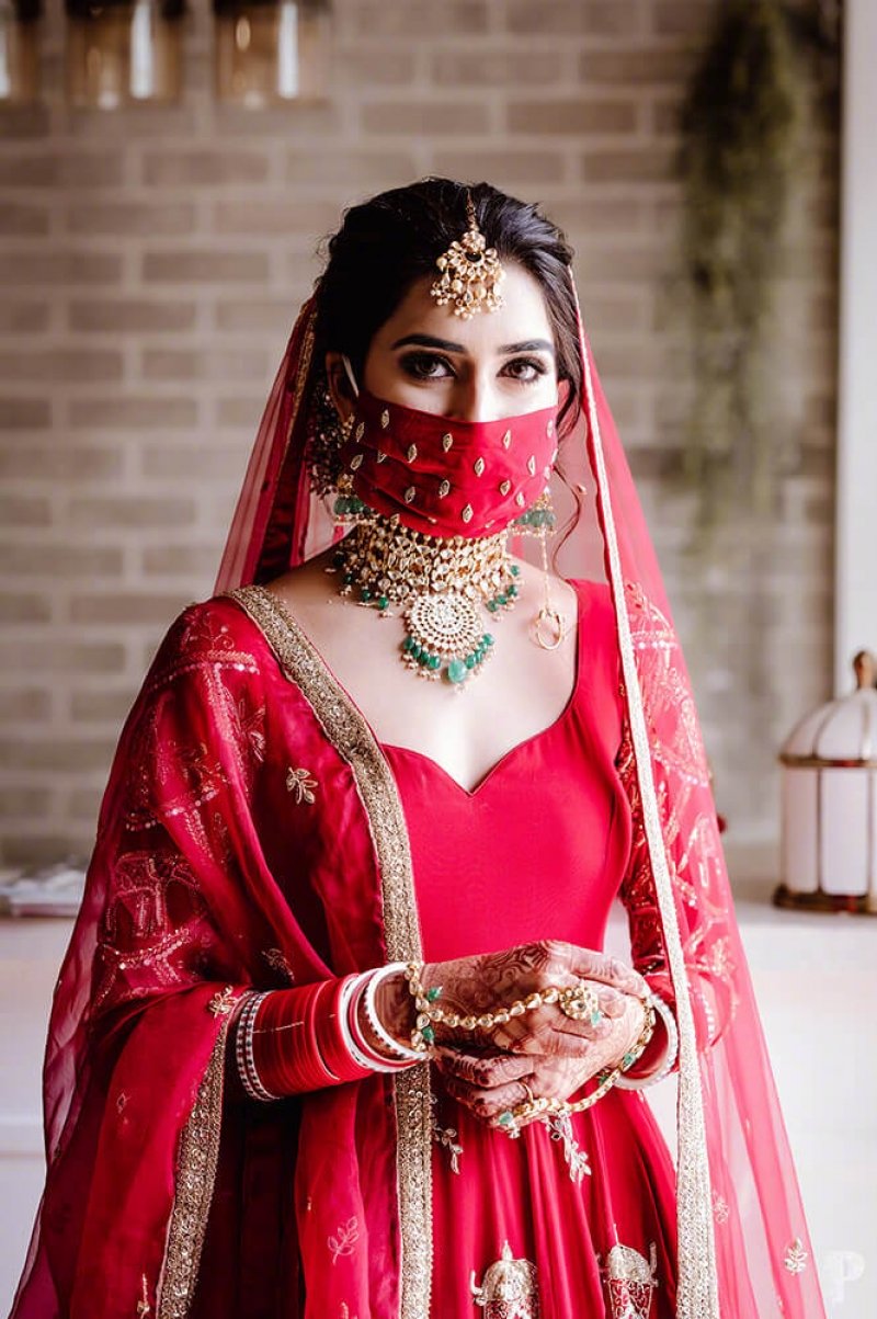 新娘都像仙女！印度開始流行起「口罩婚禮」，網友：怎麼感覺更有一種神秘美了？-04.jpg