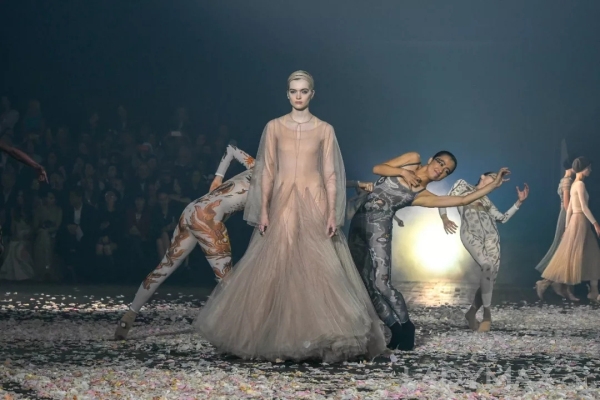 巴黎時裝週首日Dior與Gucci正面對抗，誰贏了？_(1).jpg