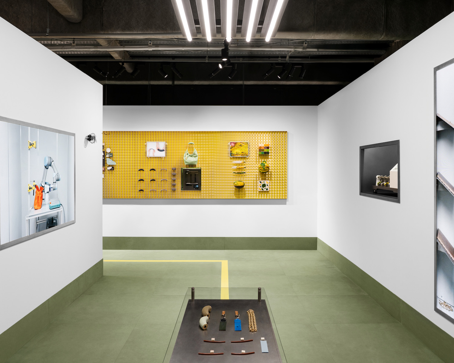 探索LOEWE的靈感世界！《Crafted_World》東京展_續寫西班牙傳統與手工藝的讚歌_LOEWE_TOKYO_EXHIBITION_SPACE_CAPTURE_RGB_CROPPED_5X4_3.jpg