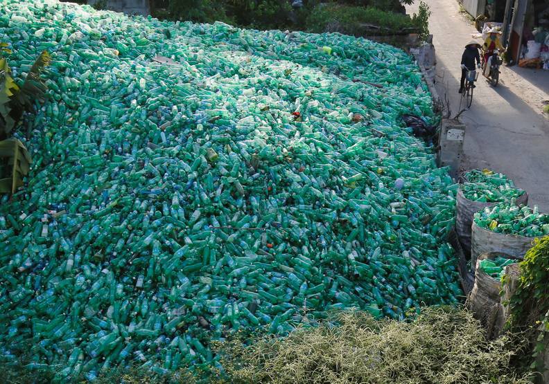 大海正在窒息！全球海漂塑膠垃圾80％來自亞洲_(6).jpg