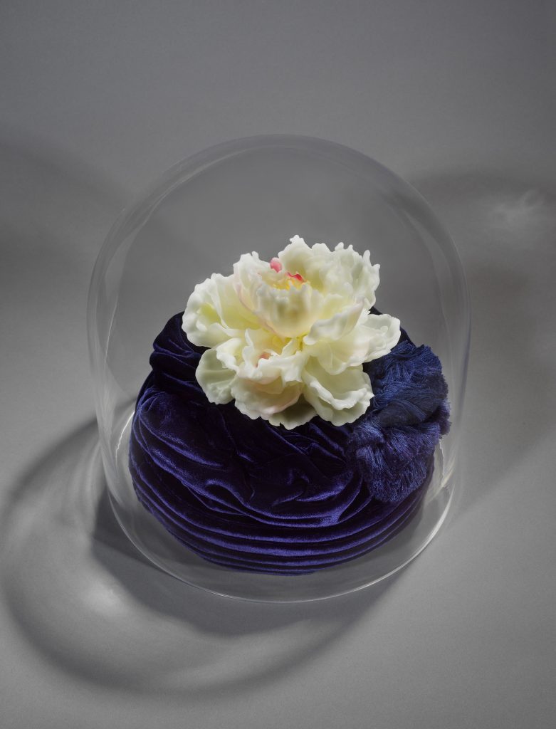 指引迷途的北極星_|_複合媒材皇后_Petah_Coyne_來台展出蠟雕新作_petah-coyne-2023-5-781x1024.jpg