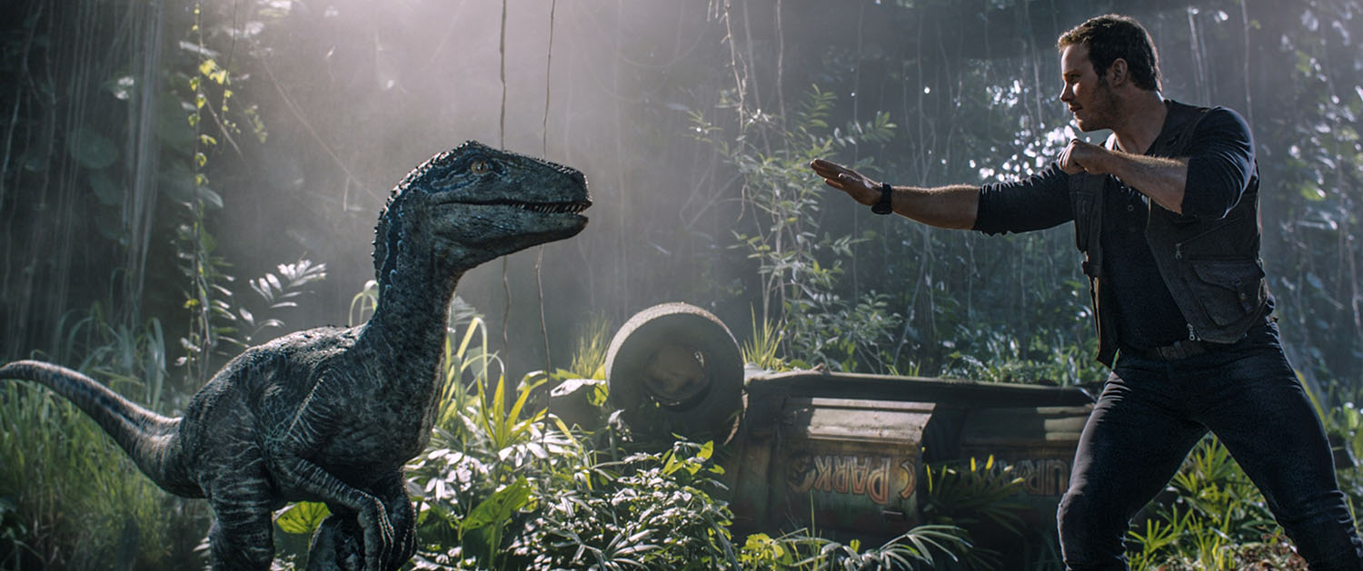 【電影，原來如此】栩栩如生恐龍都是真的？你可能不知道的《侏羅紀世界：殞落國度》拍攝幕後3.JPG