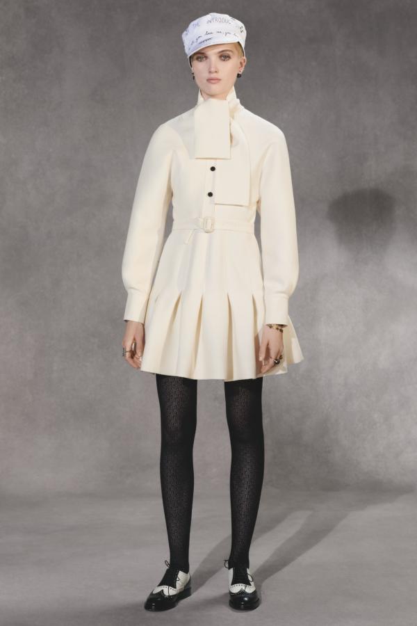 2018最新Dior「重現60年代反叛復古」女權運動不該只是一個季節的「趨勢」牌，而是正在做一件好事！_(3).jpg