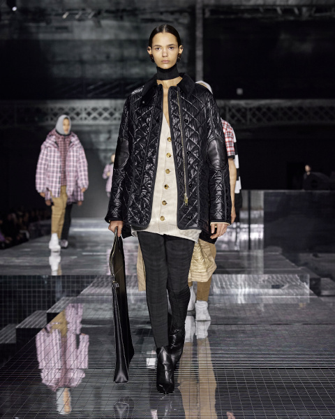 揭露那個青澀的自我！Burberry_2020秋冬滿滿懷舊風_Riccardo_Tisci：倫敦讓我學會做自己4.jpg