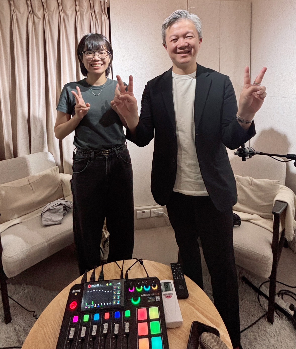 《威～連你也Podcast了！》S22E3：家人間的愛，為什麼總是說得不好聽？《水餃皮》裡也有我們家(2).jpg
