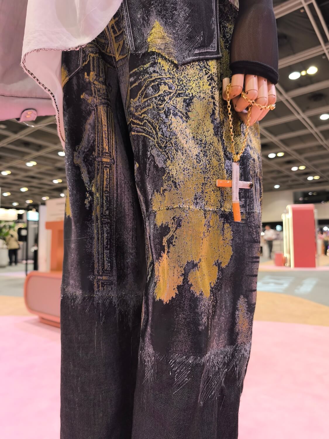 傳統與實驗的溫柔革命！香港時裝節NEXT@Fashion_InStyle如何定義未來衣櫥新面貌？_5.jpg