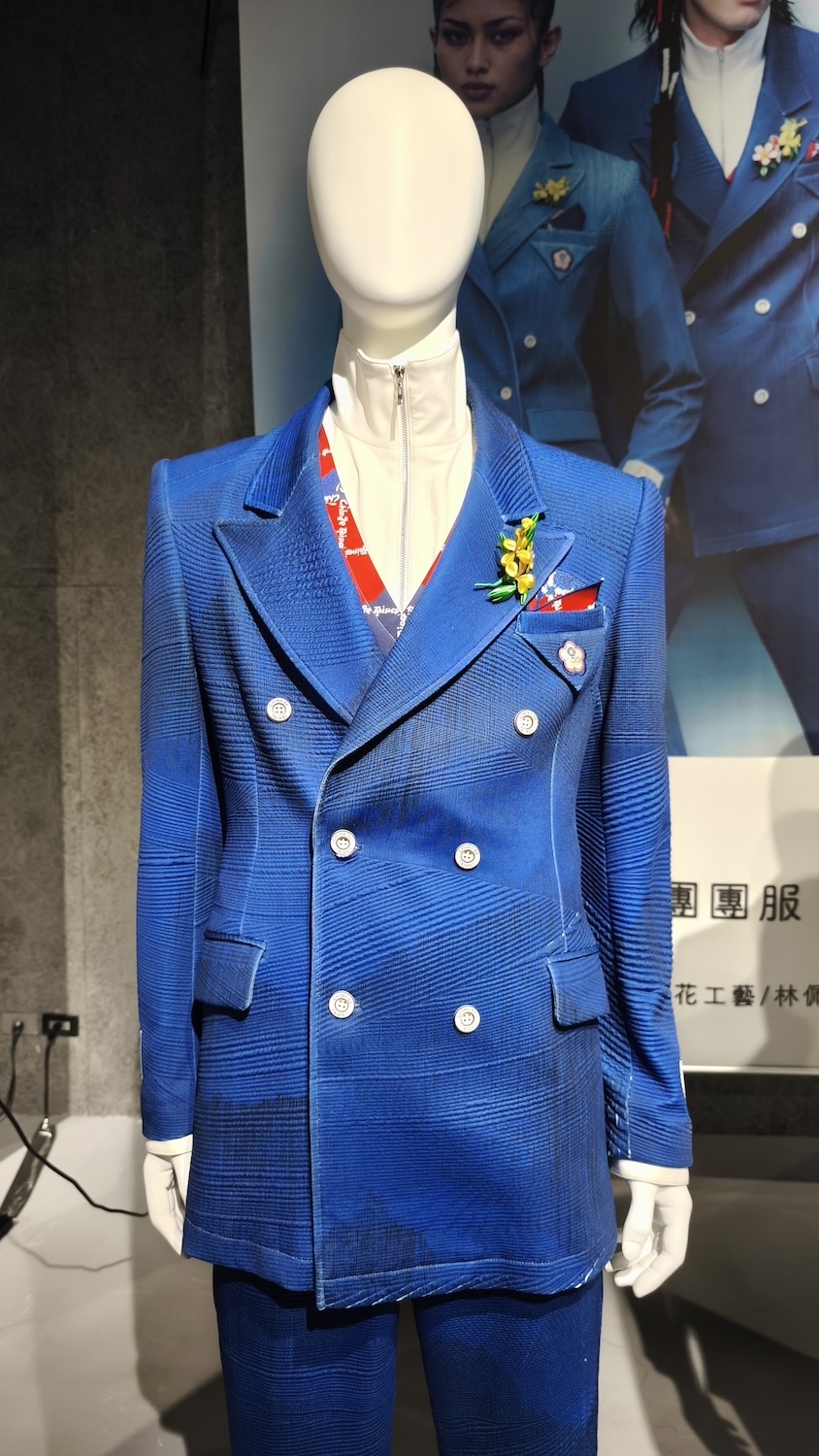 買UNIQLO不就好了？JUST_IN_XX周裕穎用21年制服設計，回答時尚、文化與責任的難題_25.jpg