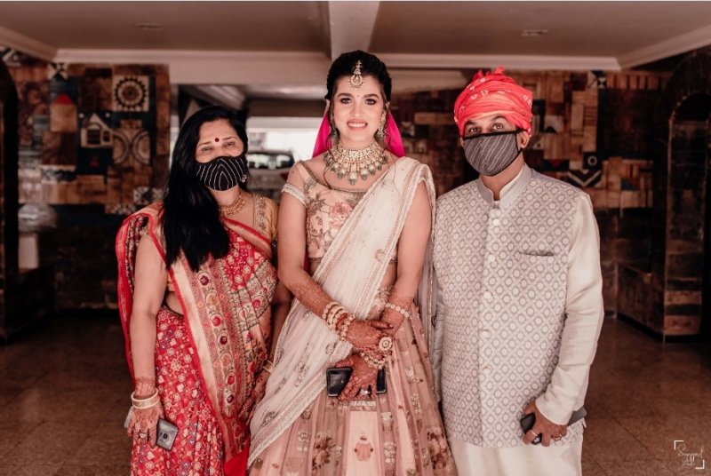 新娘都像仙女！印度開始流行起「口罩婚禮」，網友：怎麼感覺更有一種神秘美了？-10.jpg