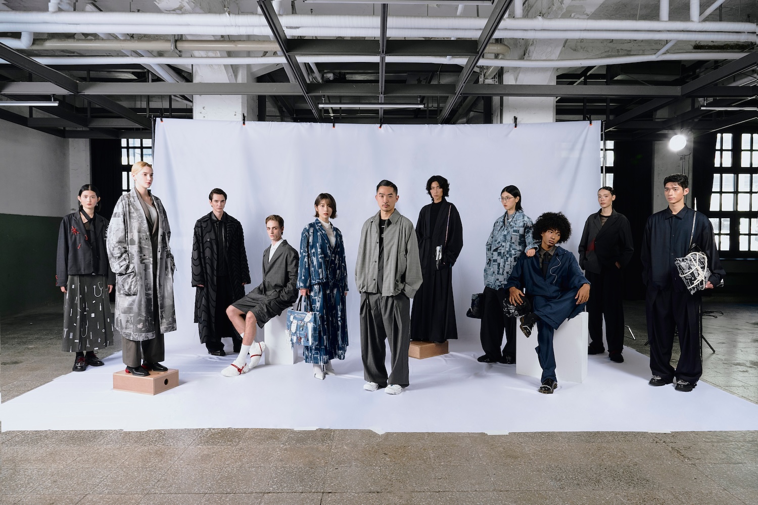 「Fashion,_Action!」：六大臺劇角色集結伸展臺，臺灣設計師如何用服裝定義戲劇精神？_DYCTEAM設計師趙之逸×《The_Outlaw_Doctor_化外之醫》.jpg